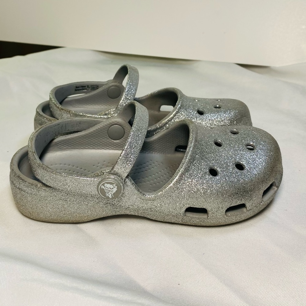 Crocs girls silver glitter sandals shoes double ankle straps Sz 13 - Picture 6 of 9